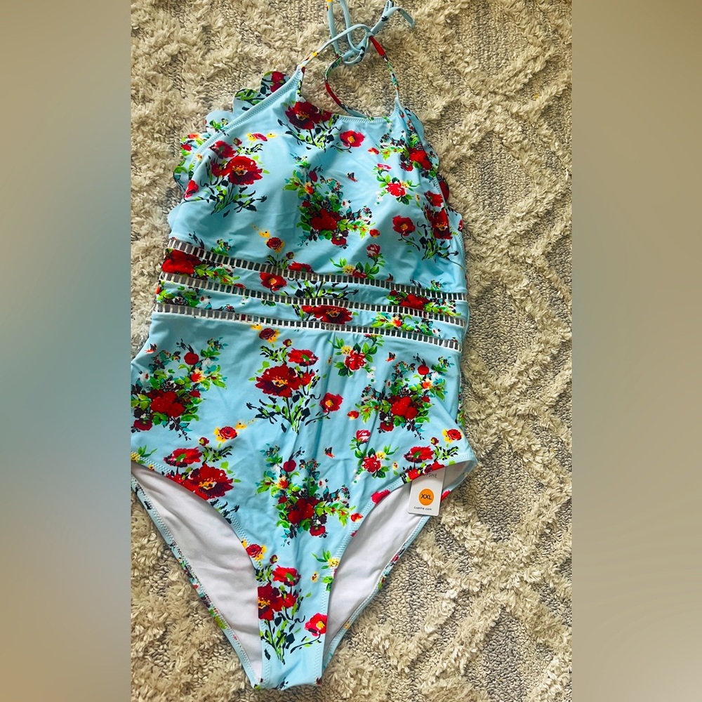 Cupshe Halter Top One peice swimsuit NWT